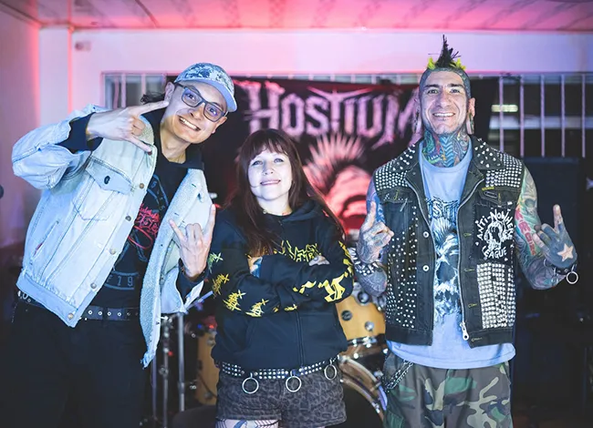 Hostium